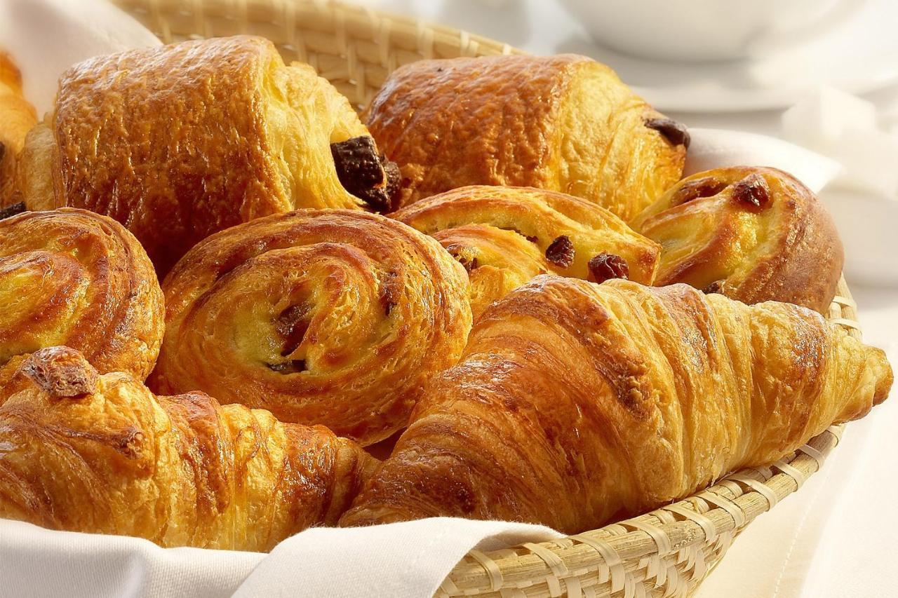 Saint-Désirat Hotel Restaurant La Desirade מראה חיצוני תמונה